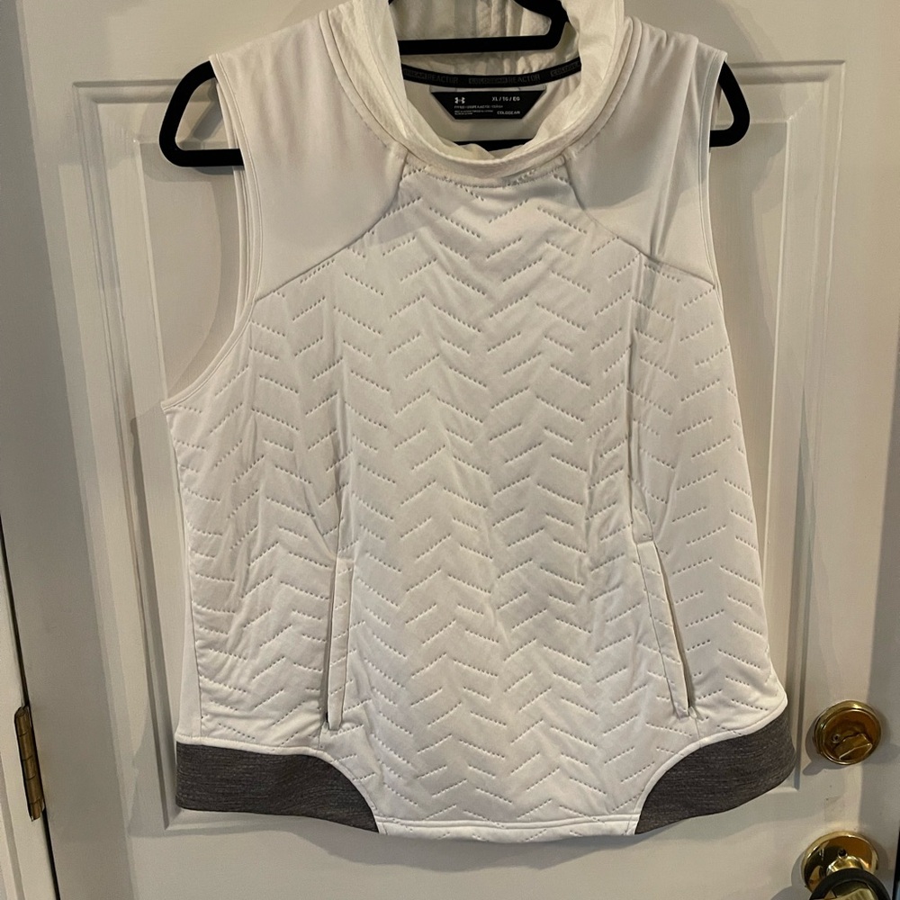 Under Armour cold gear vest XL